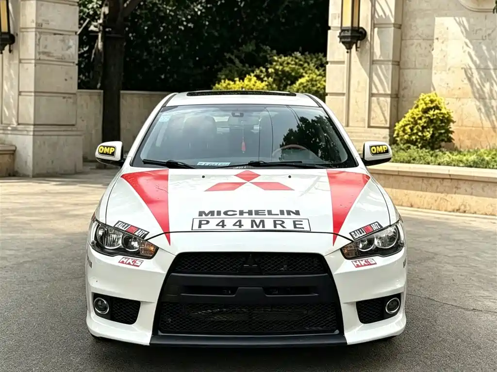 Mitsubishi Lancer EX 2011 — фото 2