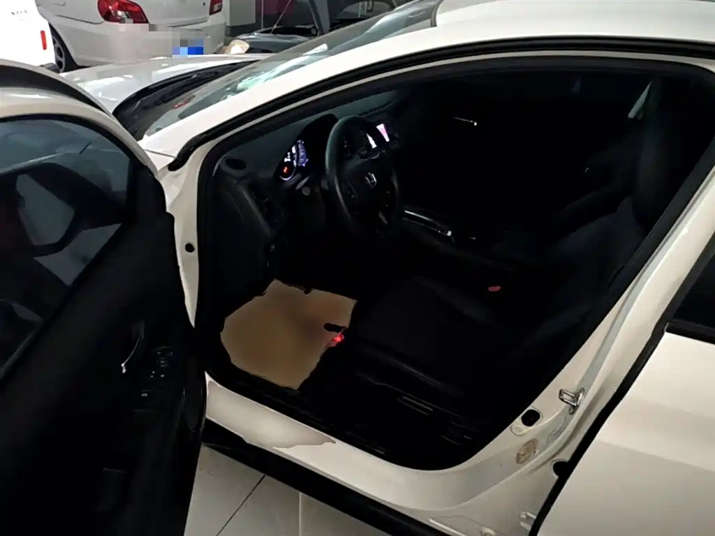 Honda Vezel 2019 — фото 16