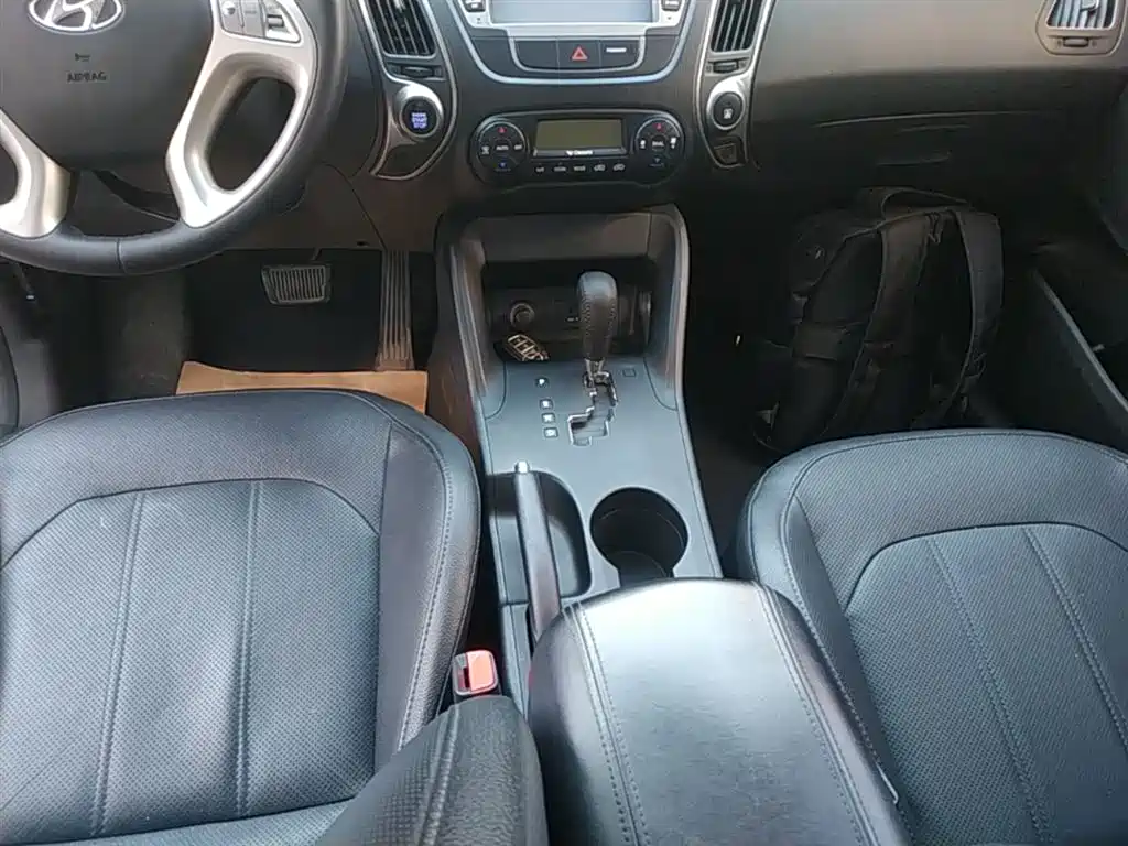 Hyundai ix35 2016 — фото 14