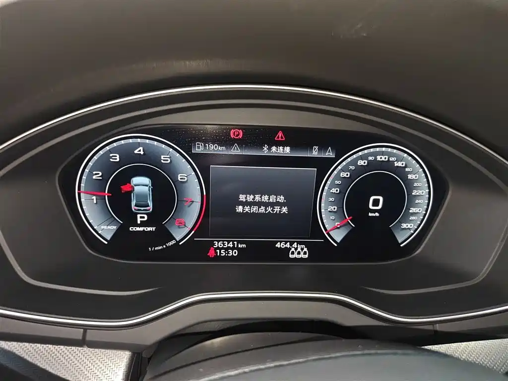 Audi Q5L 2023 — фото 12