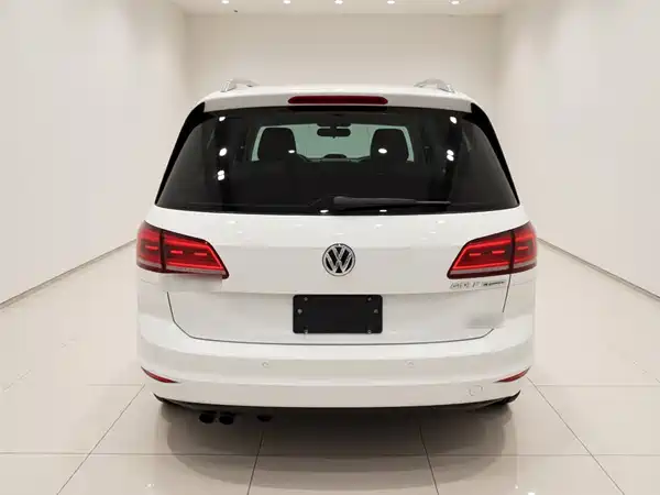 Volkswagen Golf Jialu 2016