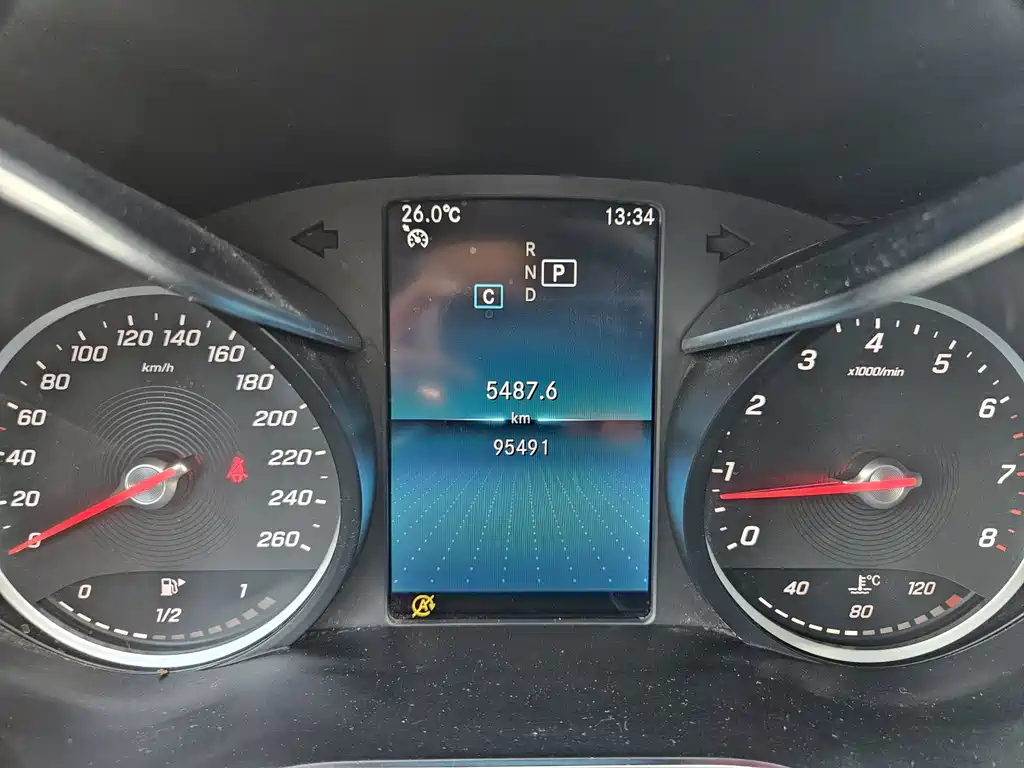 Mercedes-Benz C-Class 2019 — фото 19