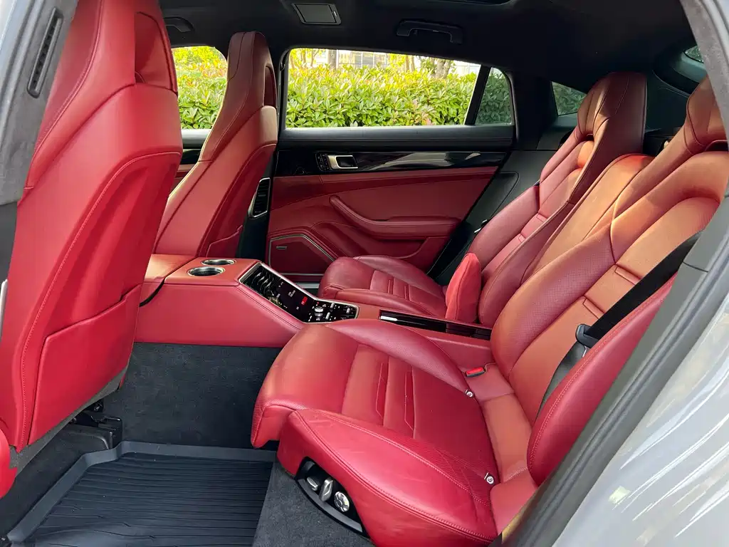 Porsche Panamera 2019 — фото 14