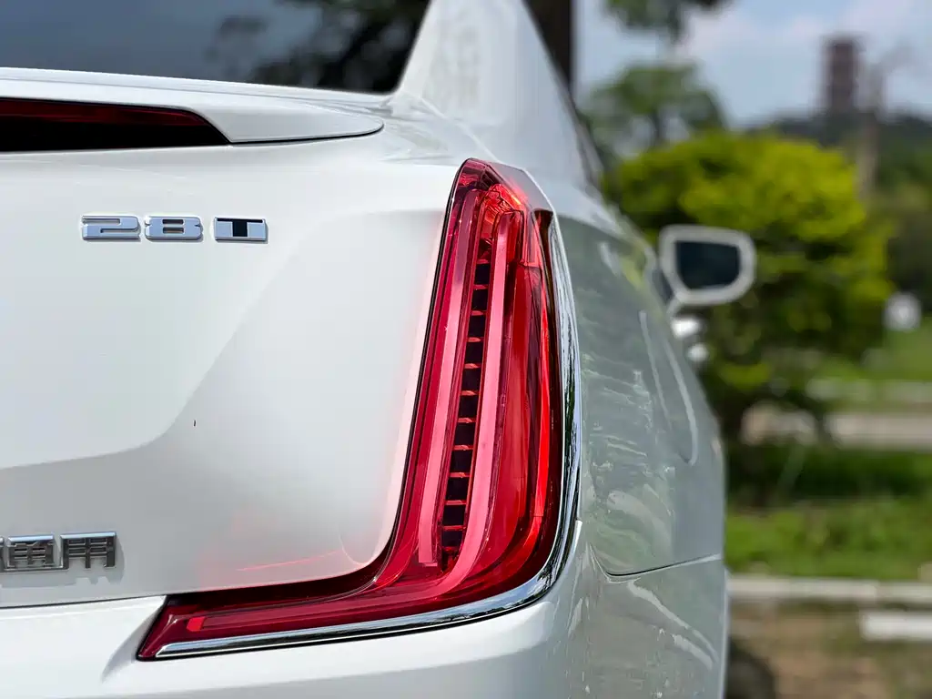 Cadillac XTS 2019 — фото 20