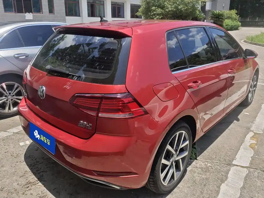 Volkswagen Golf 2020