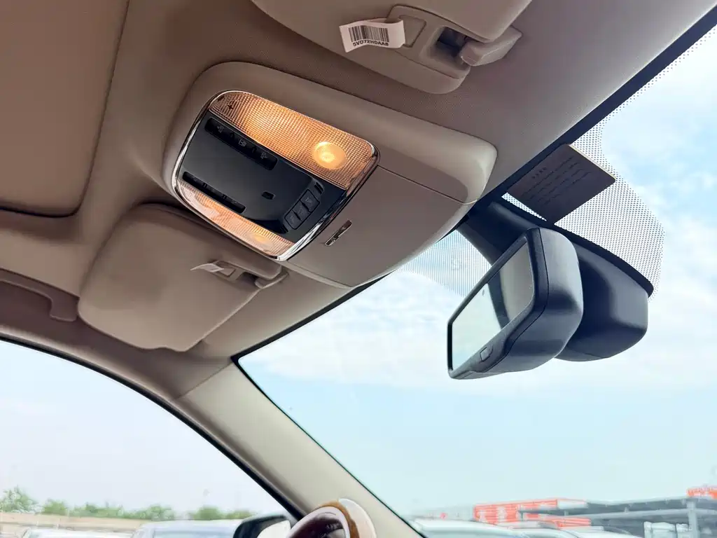 Jeep Grand Cherokee 2012 — фото 23
