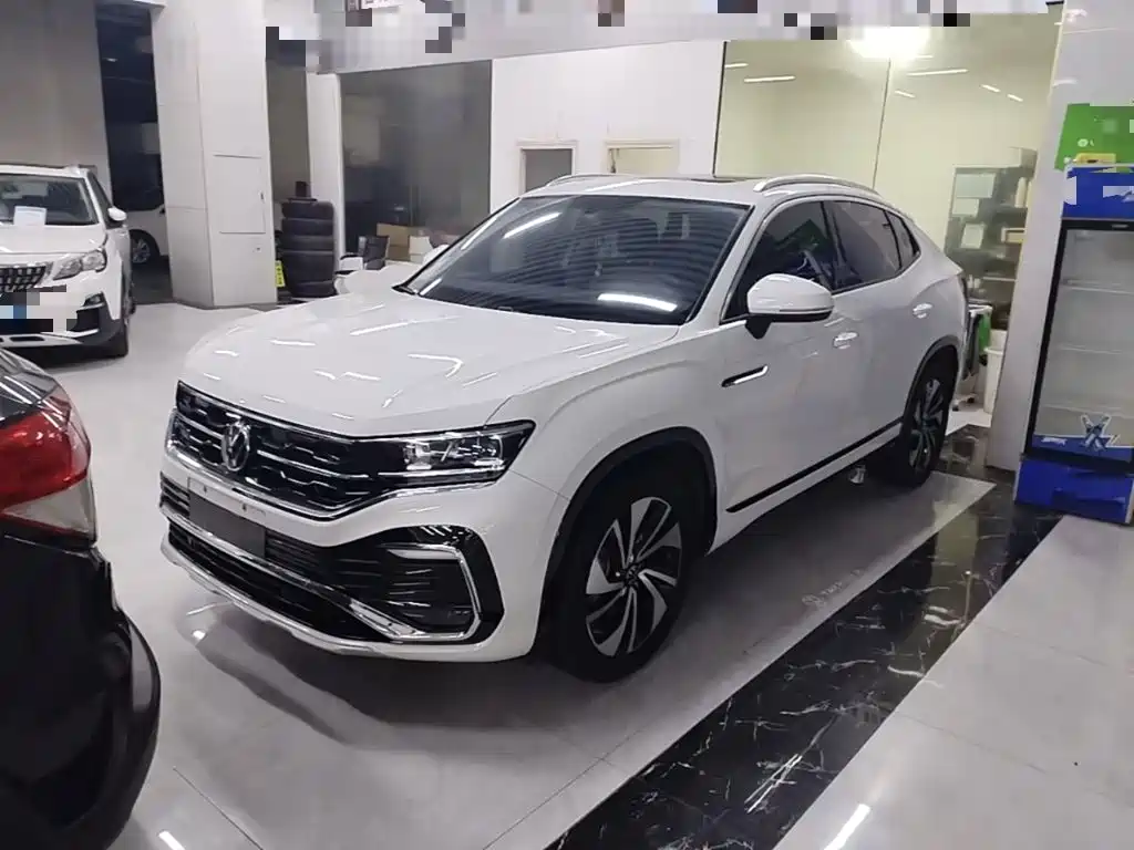 Volkswagen X 2022