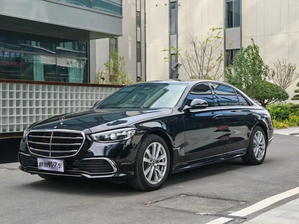 Mercedes-Benz S-Class 2025 — фото 1