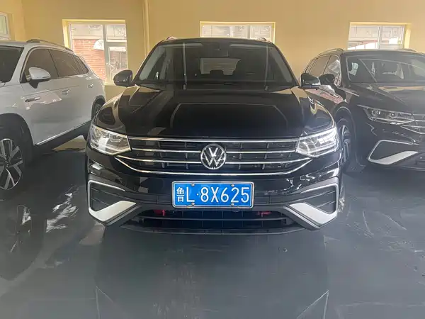 Volkswagen Tiguan L 2023
