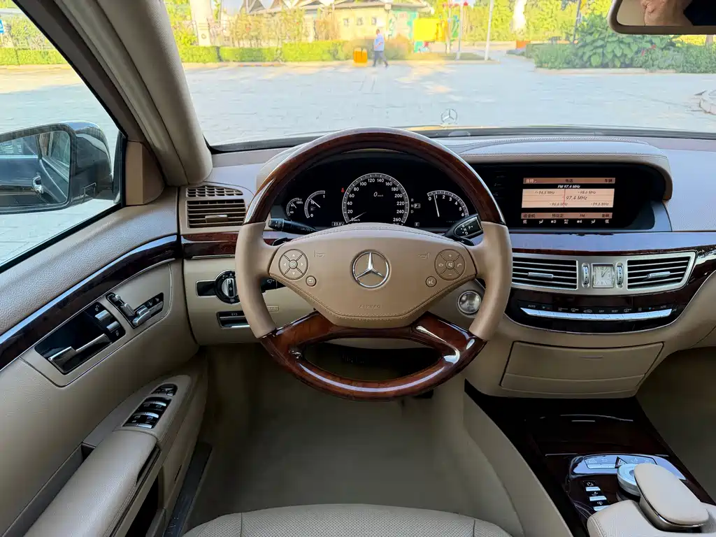 Mercedes-Benz S-Class 2011 — фото 22