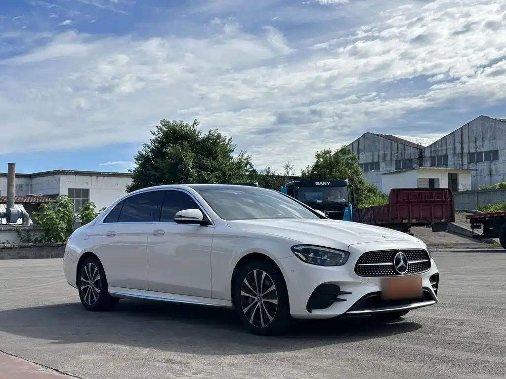 Mercedes-Benz E-Class New Energy 2022 — фото 5