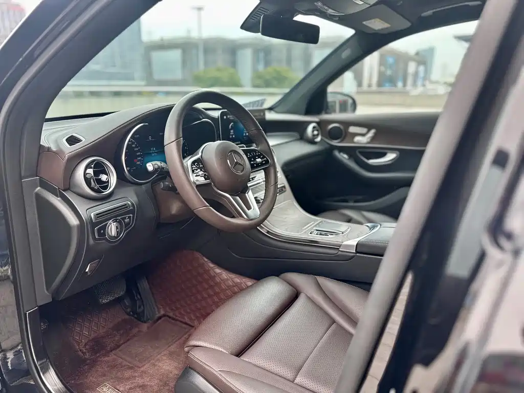 Mercedes-Benz GLC 2022 — фото 12