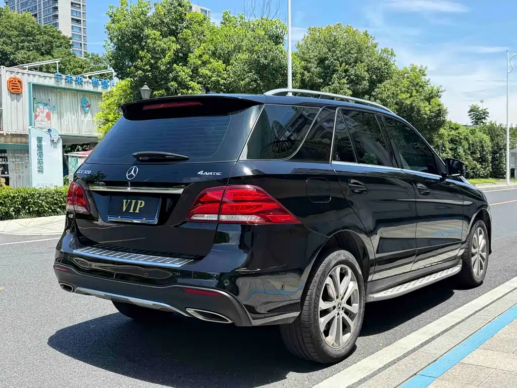 Mercedes-Benz GLE 2018