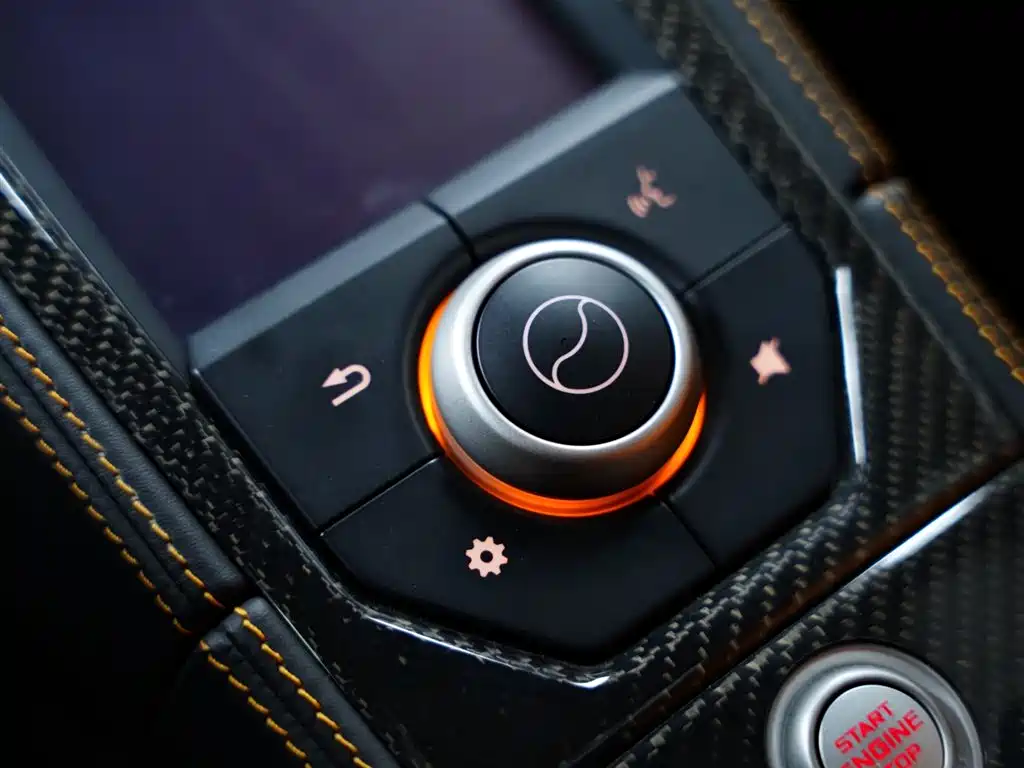 McLaren 12C 2014 — фото 19