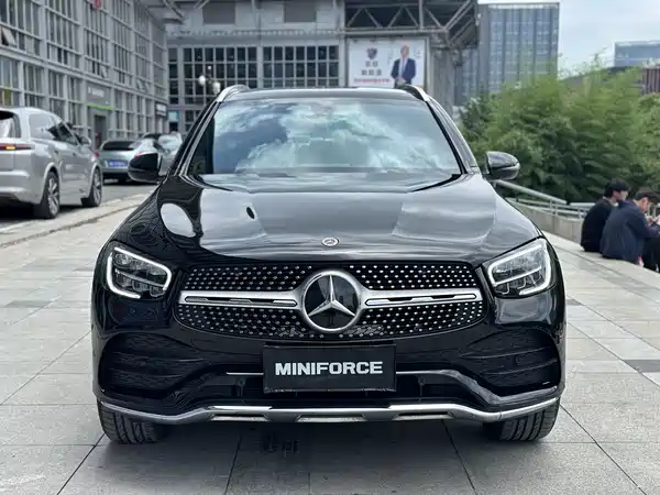 Mercedes-Benz GLC 2021