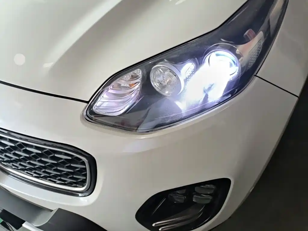 Kia KX5 2016 — фото 24