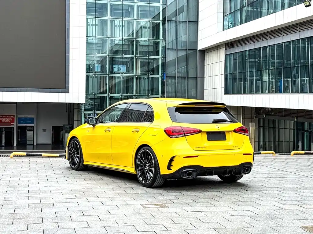 Mercedes-Benz A-Class AMG 2023 — фото 15
