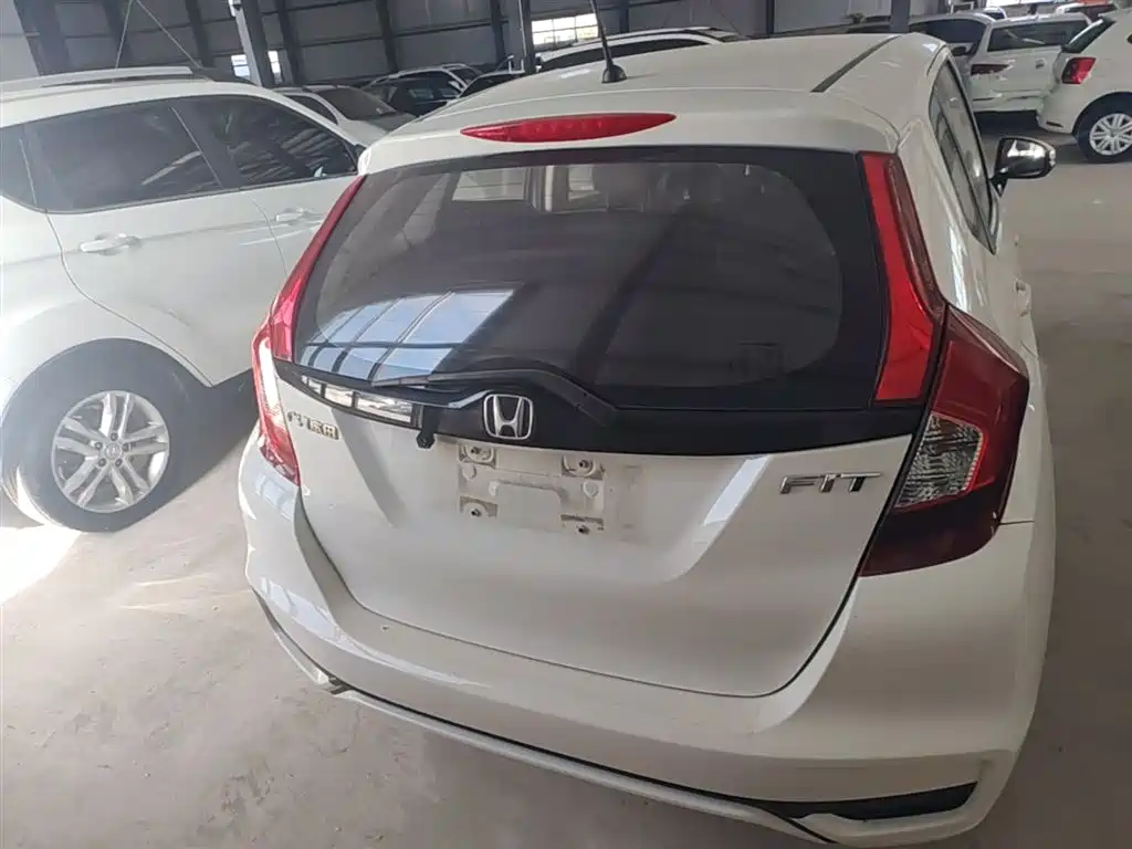 Honda Fit 2019 — фото 6