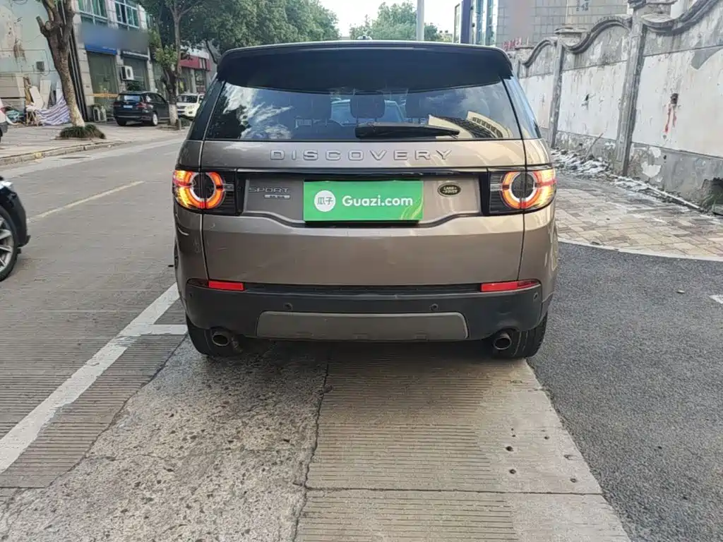 Land Rover Discovery Sport 2017 — фото 6