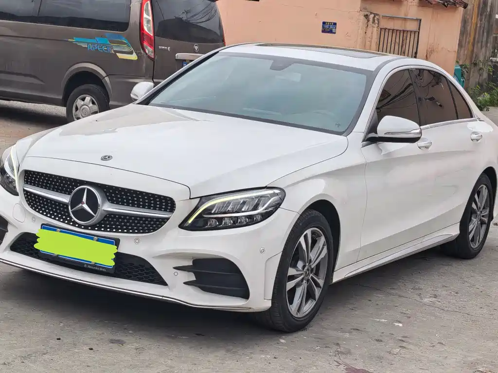 Mercedes-Benz C-Class 2019