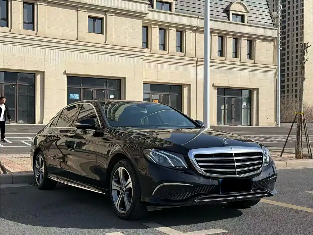 Mercedes-Benz E-Class 2020 — фото 3