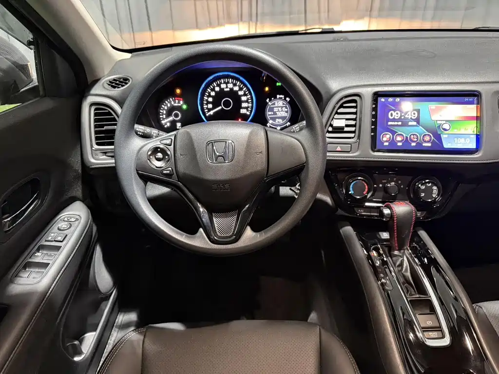 Honda Vezel 2022 — фото 17