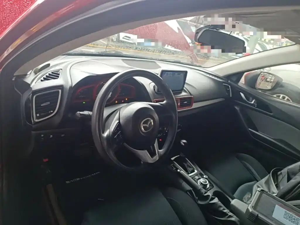 Mazda 3 Axela 2015 — фото 10