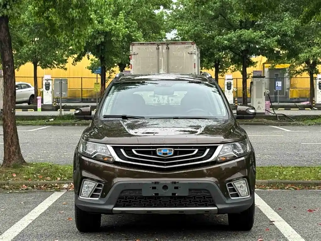 Geely Vision X6 2017 — фото 16