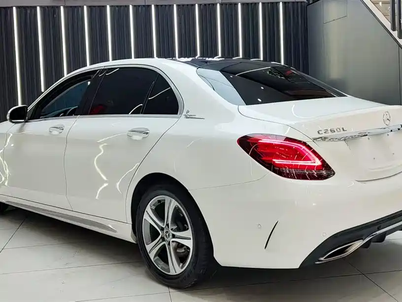 Mercedes-Benz C-Class 2018