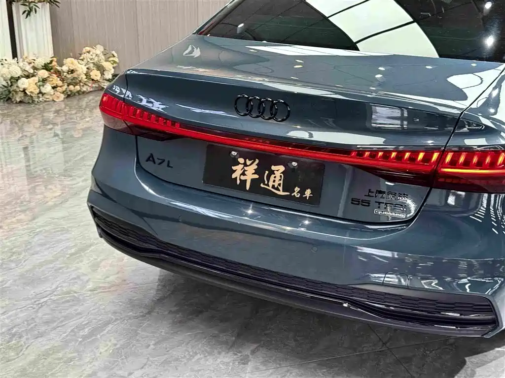 Audi A7L 2023 — фото 21