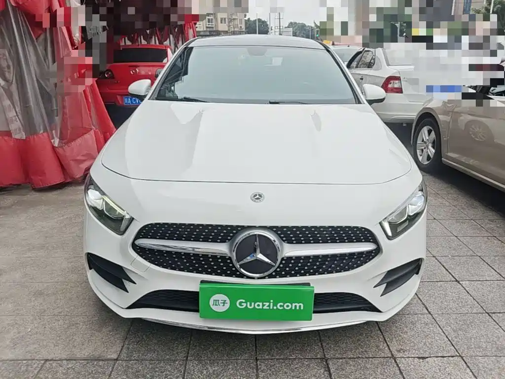 Mercedes-Benz A-Class 2019 — фото 3