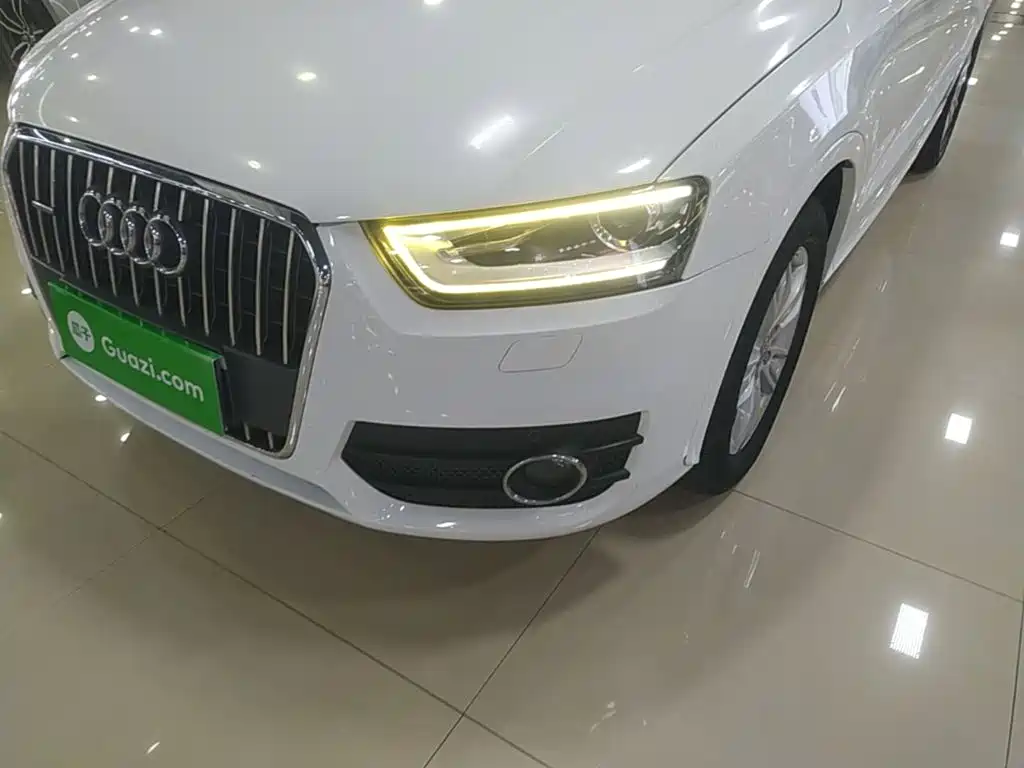 Audi Q3 2014 — фото 24