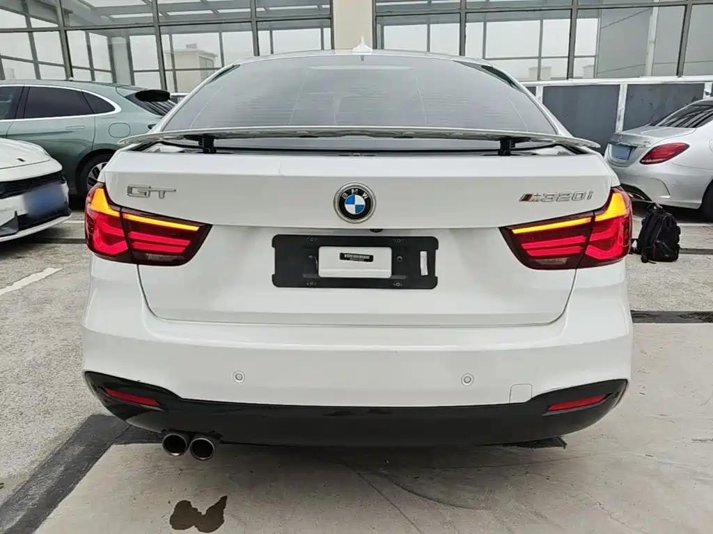 BMW 3 Series GT 2020 — фото 6