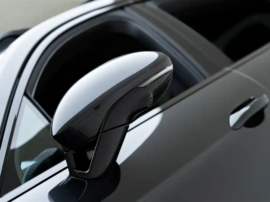 Porsche Panamera 2025