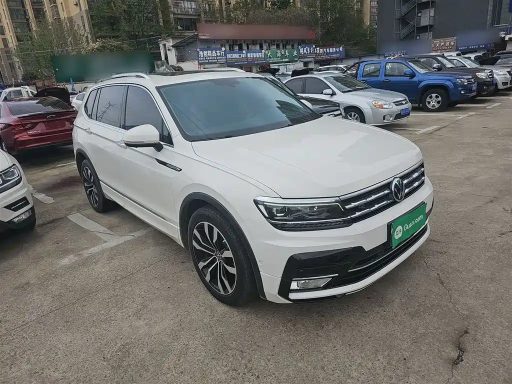 Volkswagen Tiguan L 2021 — фото 4