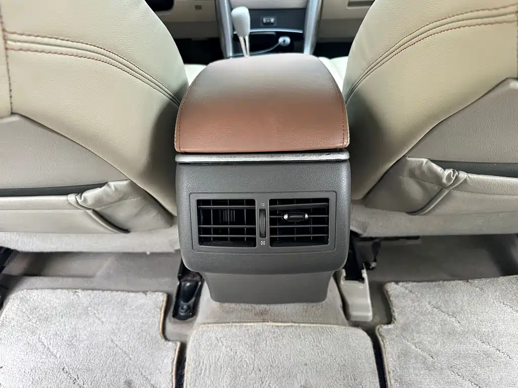 Toyota Camry 2008 — фото 13