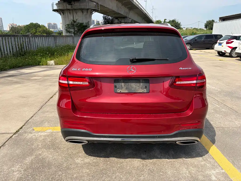 Mercedes-Benz GLC 2018 — фото 12