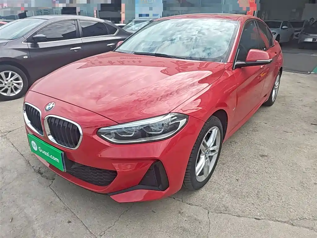 BMW 1 Series 2020 — фото 1