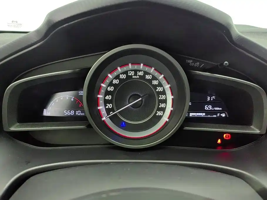 Mazda 3 Axela 2016 — фото 14