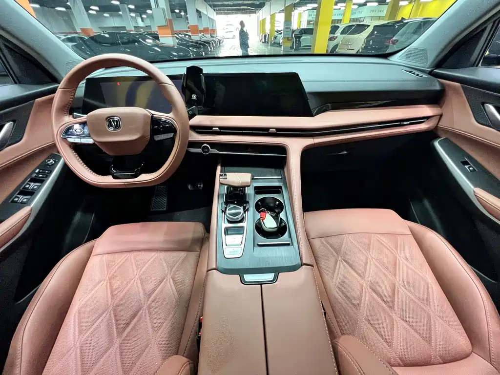 Changan CS75 PLUS 2024 — фото 12