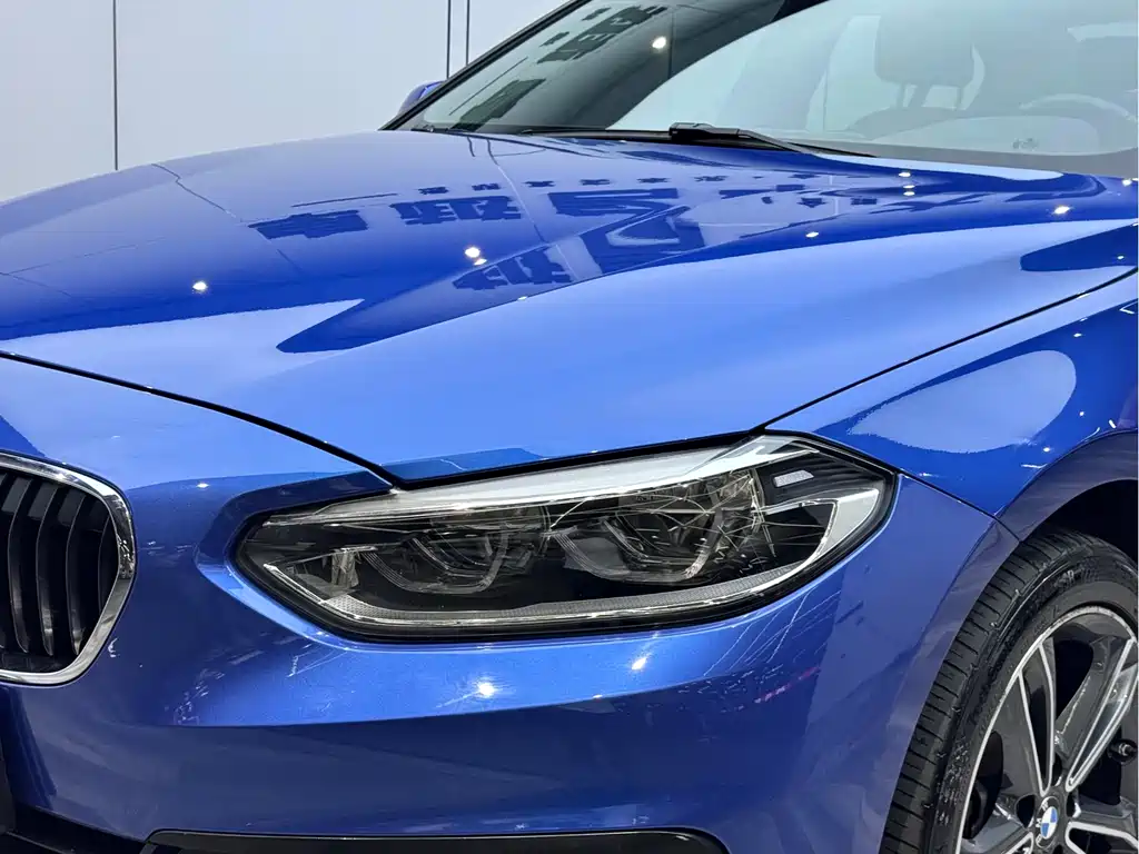 BMW 1 Series 2019 — фото 22