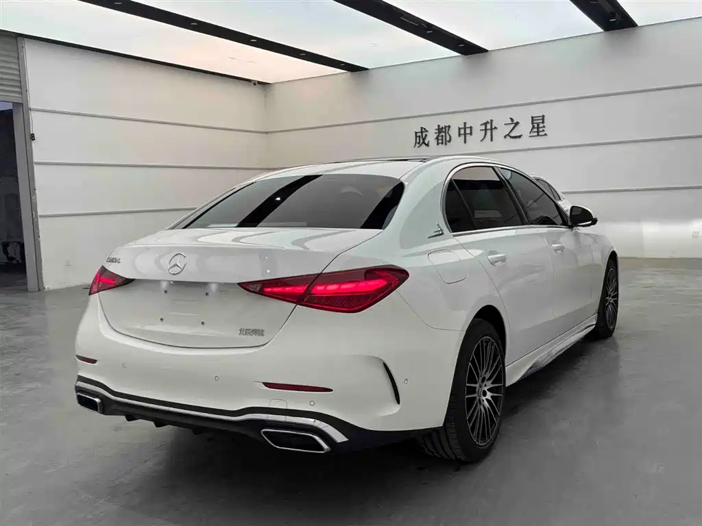 Mercedes-Benz C-Class 2024 — фото 14