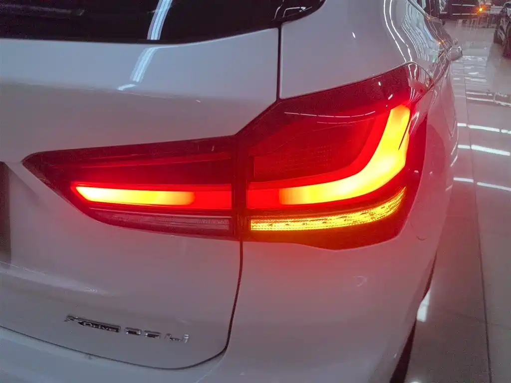 BMW X1 2023 — фото 8