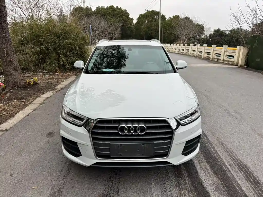 Audi Q3 2018 — фото 9