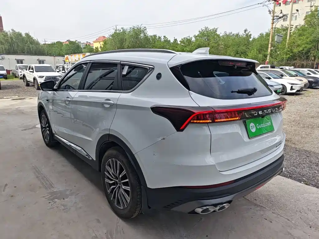 Jetour X70 PLUS 2025
