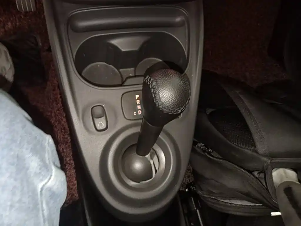 smart Fortwo 2018 — фото 14
