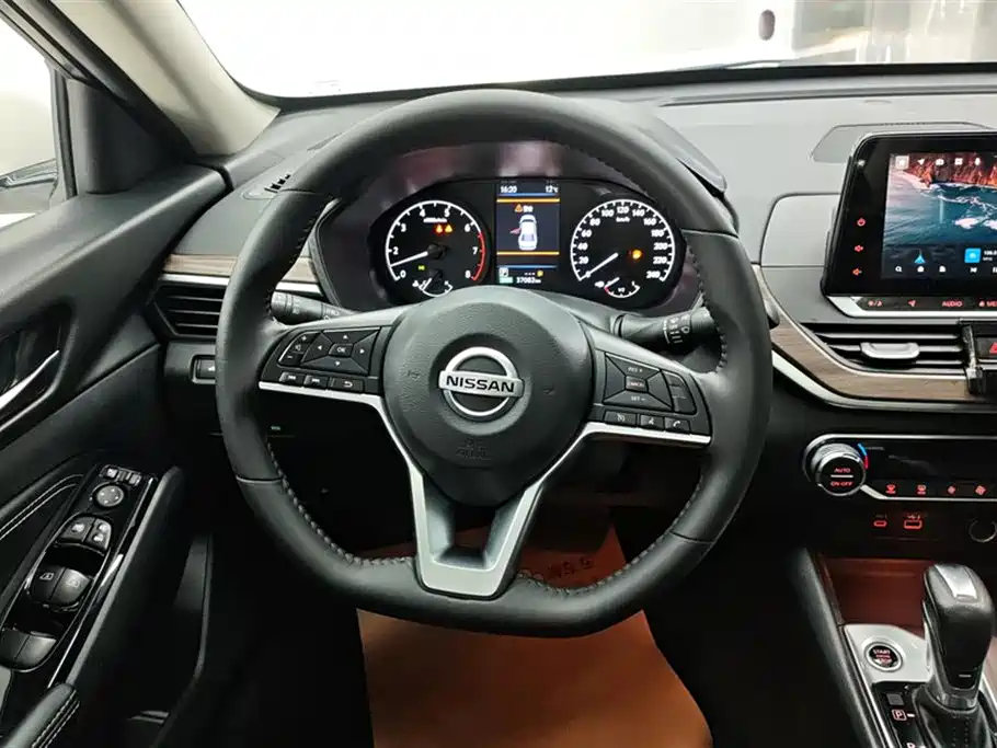 Nissan Teana 2022 — фото 15