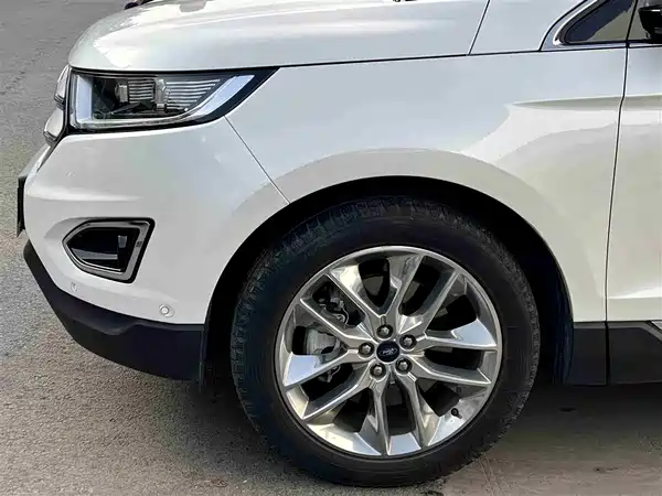 Ford Edge 2016