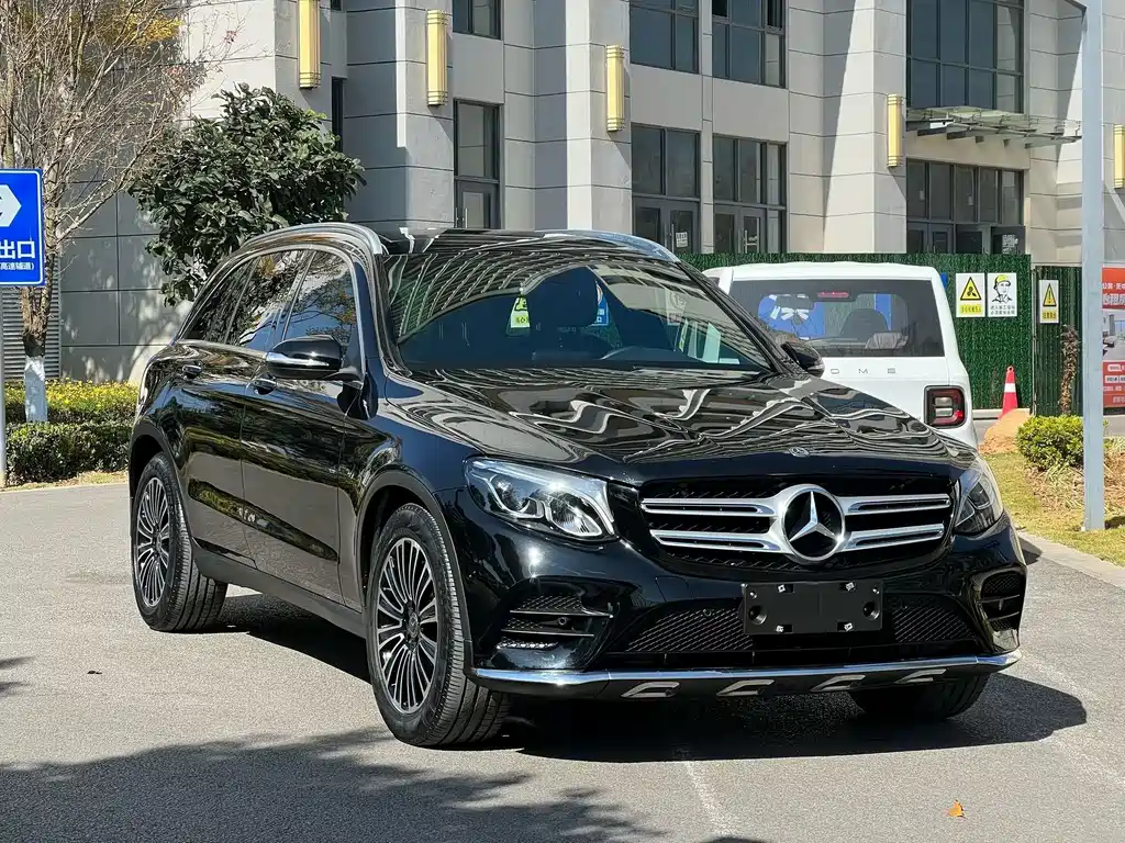 Mercedes-Benz GLC 2017 — фото 3