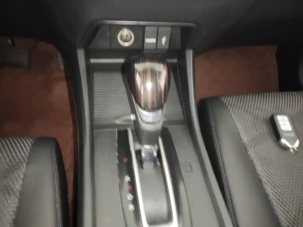 Honda Jade 2016 — фото 14